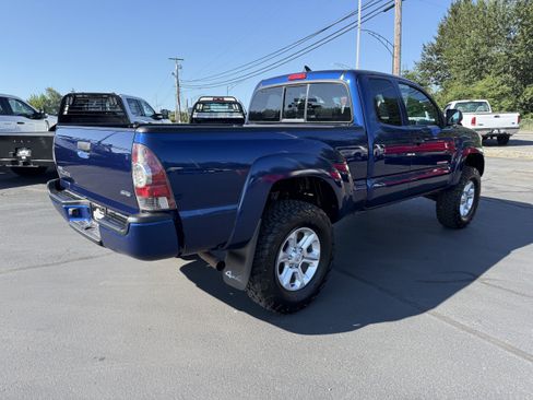Used 2014 Toyota Tacoma 4x4 Access Cab w/ SR5 Package image 5