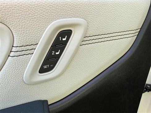 New 2026 Honda Pilot Touring image 12