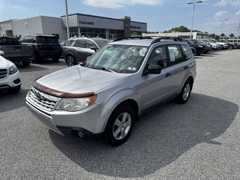 Used 2013 Subaru Forester 2.5X w/ Popular Pkg 1 AWD/4WD image 22