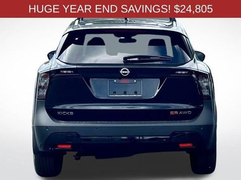 New 2025 Nissan Kicks SR AWD/4WD image 15