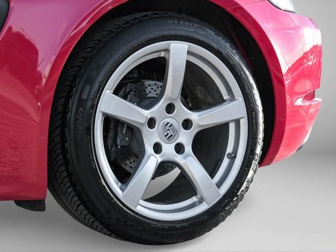 Used 2019 Porsche 718 Cayman image 50