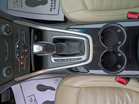 Used 2017 Ford Edge SEL w/ Equipment Group 201A image 18