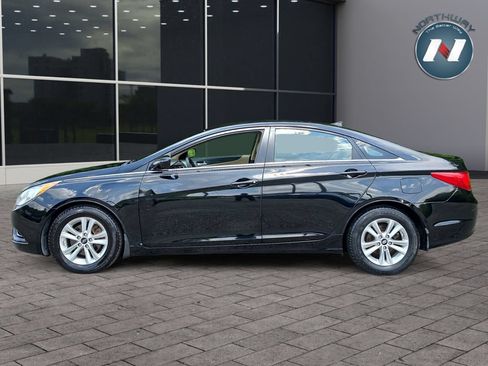 Used 2013 Hyundai Sonata GLS FWD image 2