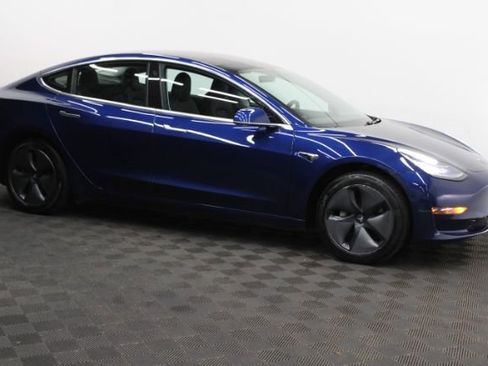 Used 2018 Tesla Model 3 Long Range image 3
