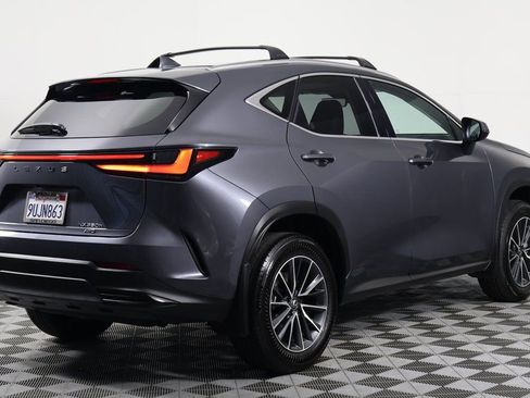Used 2025 Lexus NX 350h 350h Premium w/ Accessory Package (2T) image 4