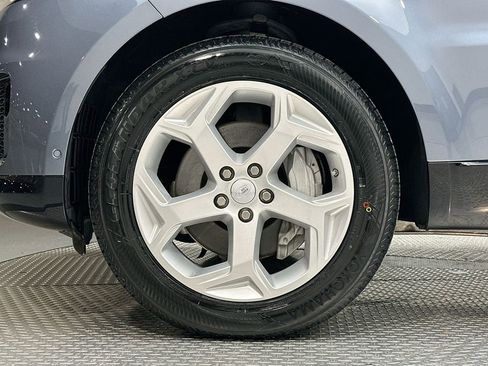 Used 2020 Land Rover Range Rover Sport HSE image 17