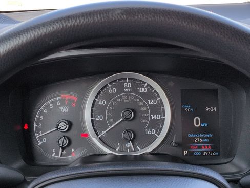 Used 2022 Toyota Corolla LE FWD image 22