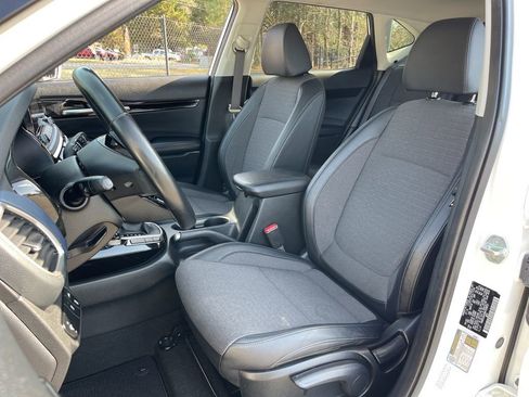 Used 2022 Kia Seltos S image 19