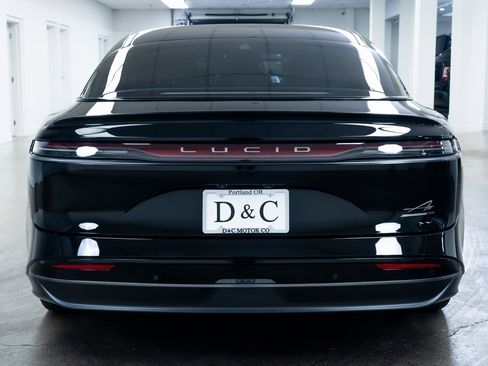 Used 2025 Lucid Air Touring image 5
