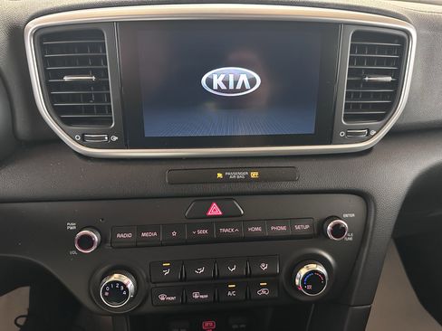 Used 2021 Kia Sportage LX image 41