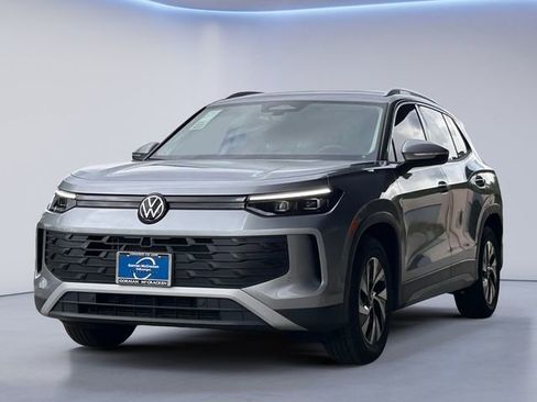 New 2026 Volkswagen Tiguan S image 7