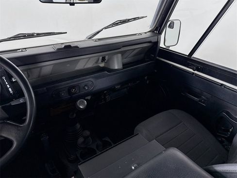 Used 1994 Land Rover Defender 90 image 19