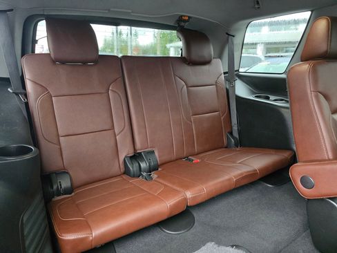 Used 2019 Chevrolet Tahoe Premier w/ Premier Plus Edition image 14