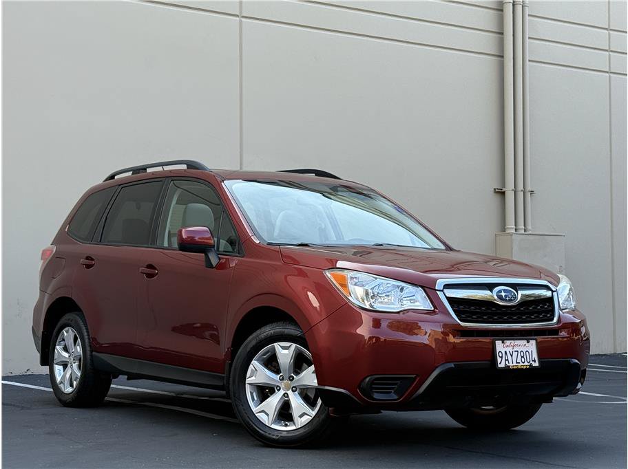Used 2015 Subaru Forester 2.5i Premium w/ All-Weather Package AWD/4WD image 22