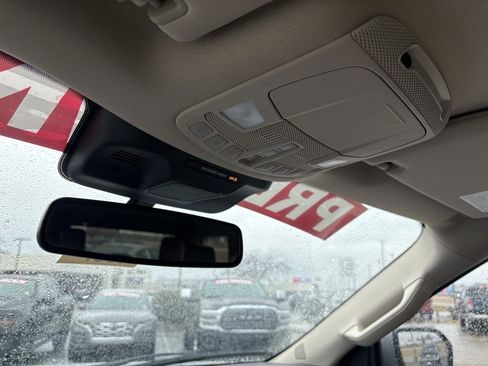 Used 2024 Ford Expedition Max Limited image 21