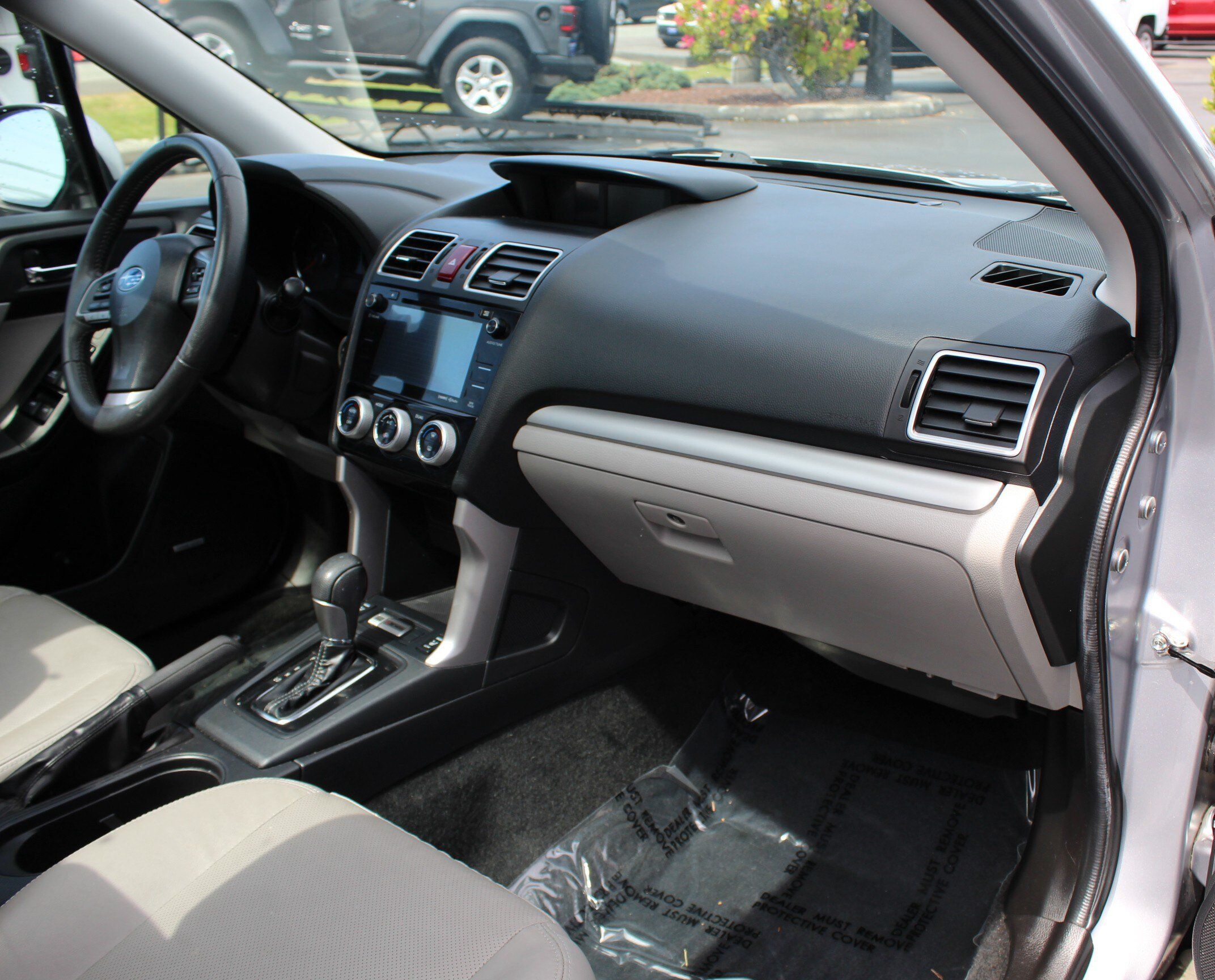 Used 2016 Subaru Forester 2.5i Touring w/ Eyesight & Navigation System AWD/4WD image 19
