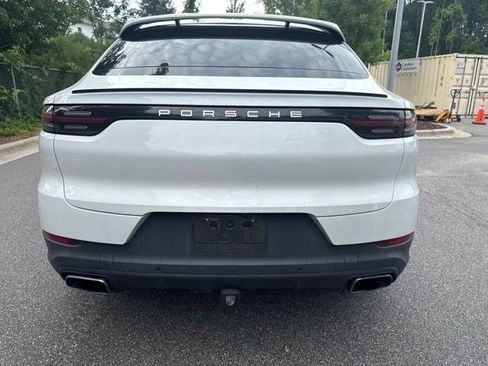 Used 2021 Porsche Cayenne Coupe AWD/4WD image 14