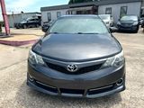 Used 2012 Toyota Camry SE image 2