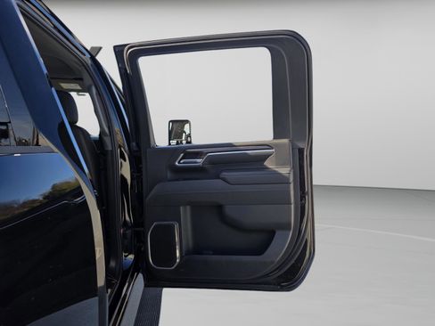 Used 2025 Chevrolet Silverado 2500 LT w/ Trail Boss Package image 25