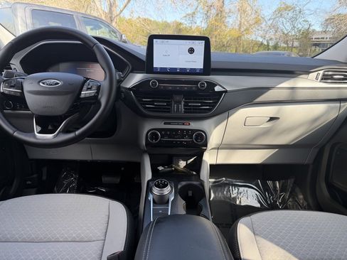 Used 2024 Ford Escape Active image 13