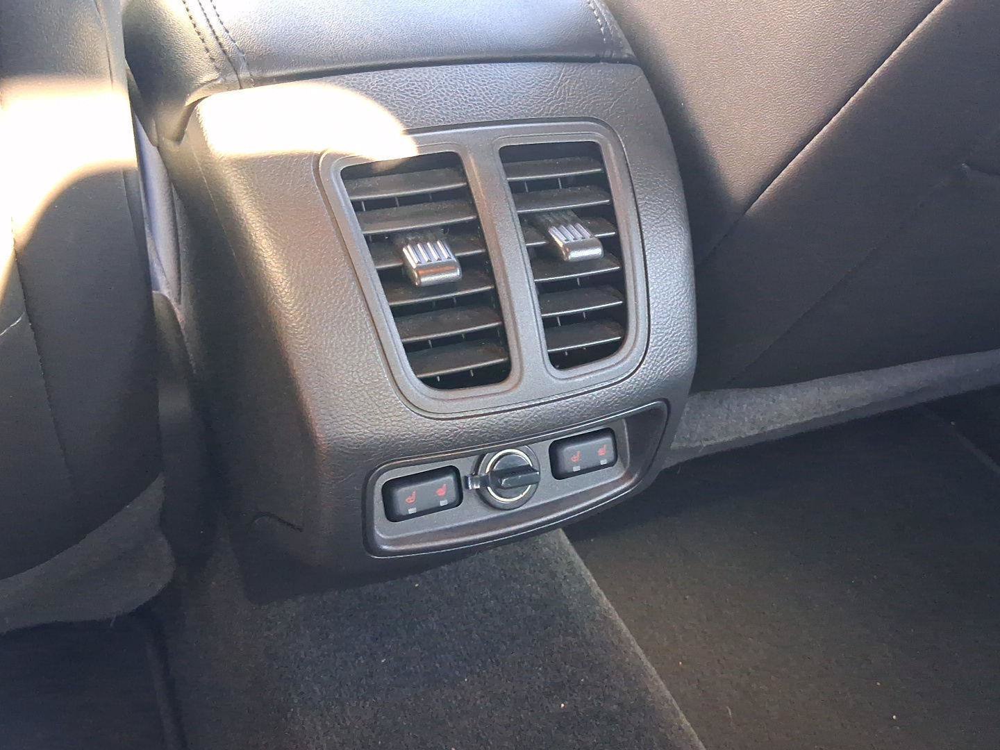 Used 2015 Ford Taurus SHO w/ Equipment Group 401A AWD/4WD image 23