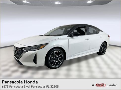 Used 2025 Nissan Sentra SR w/ SR Premium Package image 1