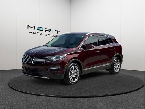 Used 2018 Lincoln MKC Reserve w/ Lincoln MKC Climate Package FWD image 4