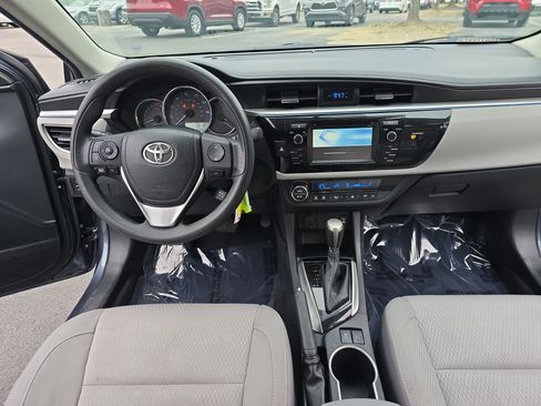 Used 2014 Toyota Corolla LE image 21