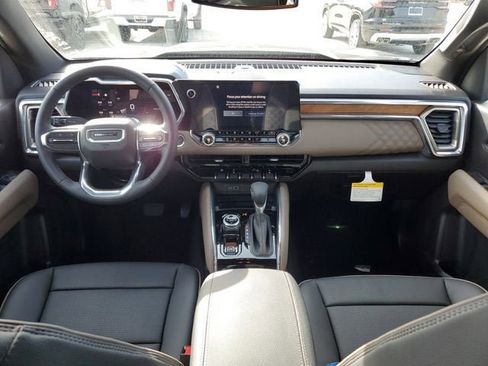 New 2026 GMC Canyon Denali image 12