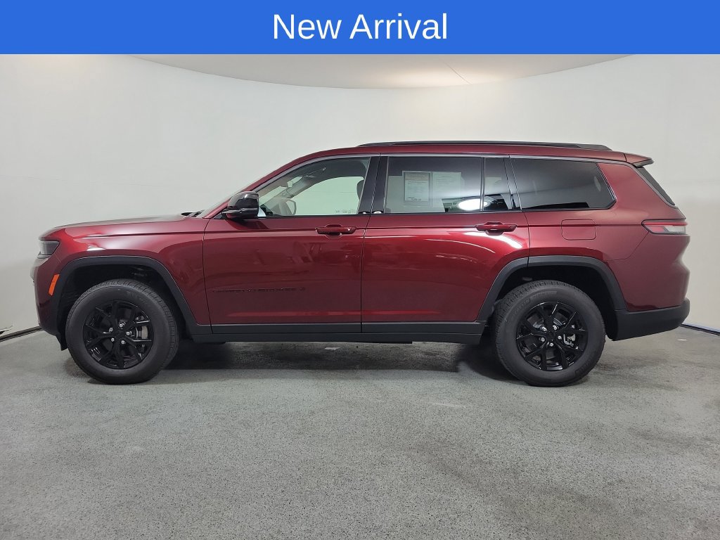 Used 2026 Jeep Grand Cherokee L 4WD image 4