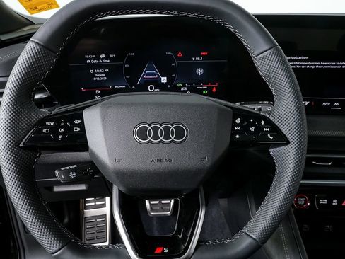 New 2025 Audi SQ5 Premium Plus image 9