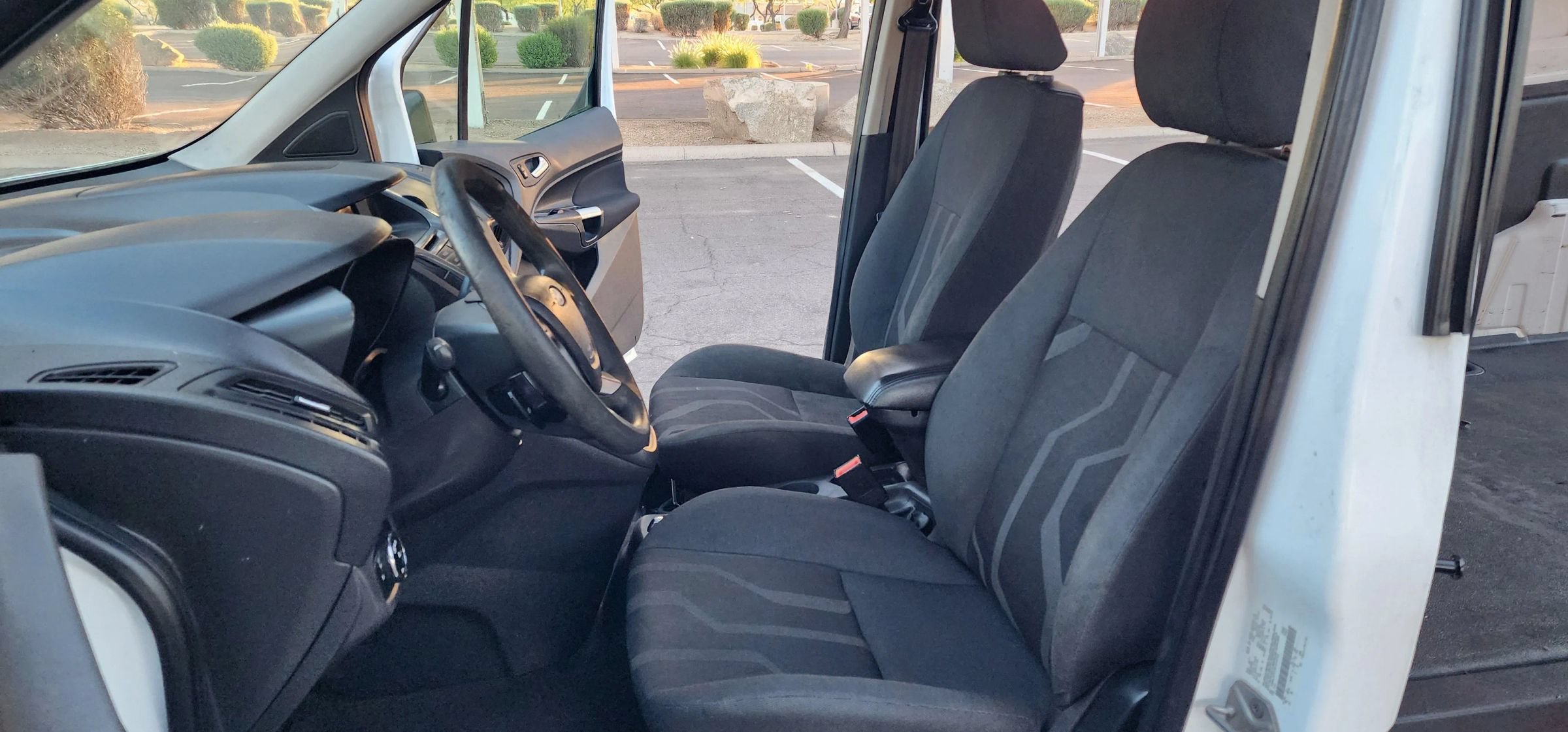 Used 2015 Ford Transit Connect XLT FWD image 19