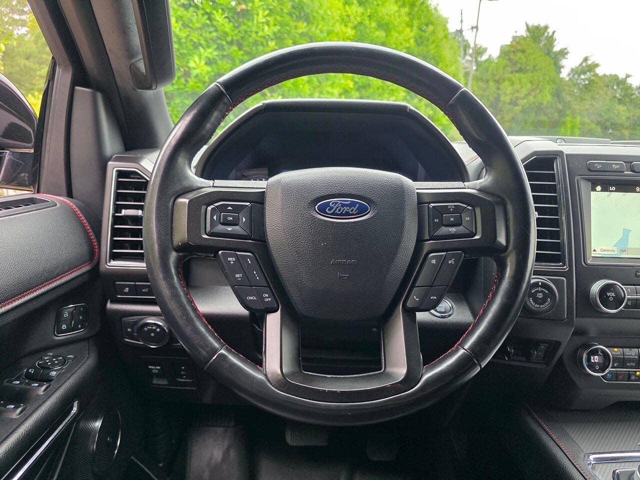 Used 2019 Ford Expedition Limited w/ Equipment Group 303A AWD/4WD image 22