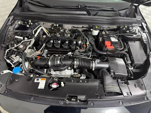 Used 2021 Honda Accord Sport image 25