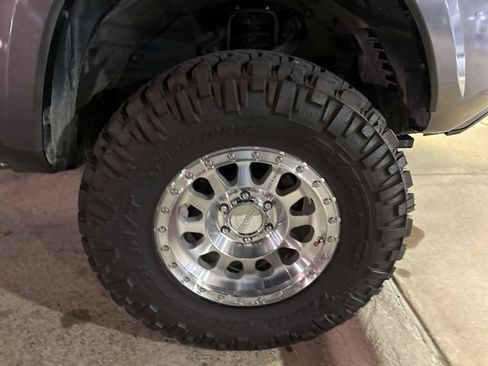 Used 2019 Toyota Tacoma SR5 image 17