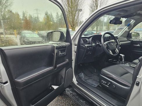 Used 2023 Toyota 4Runner TRD Off-Road Premium image 20