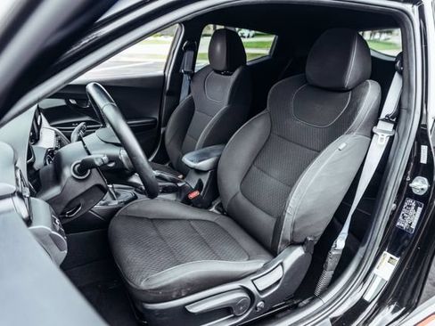 Used 2020 Hyundai Veloster N w/ Performance Package FWD image 4