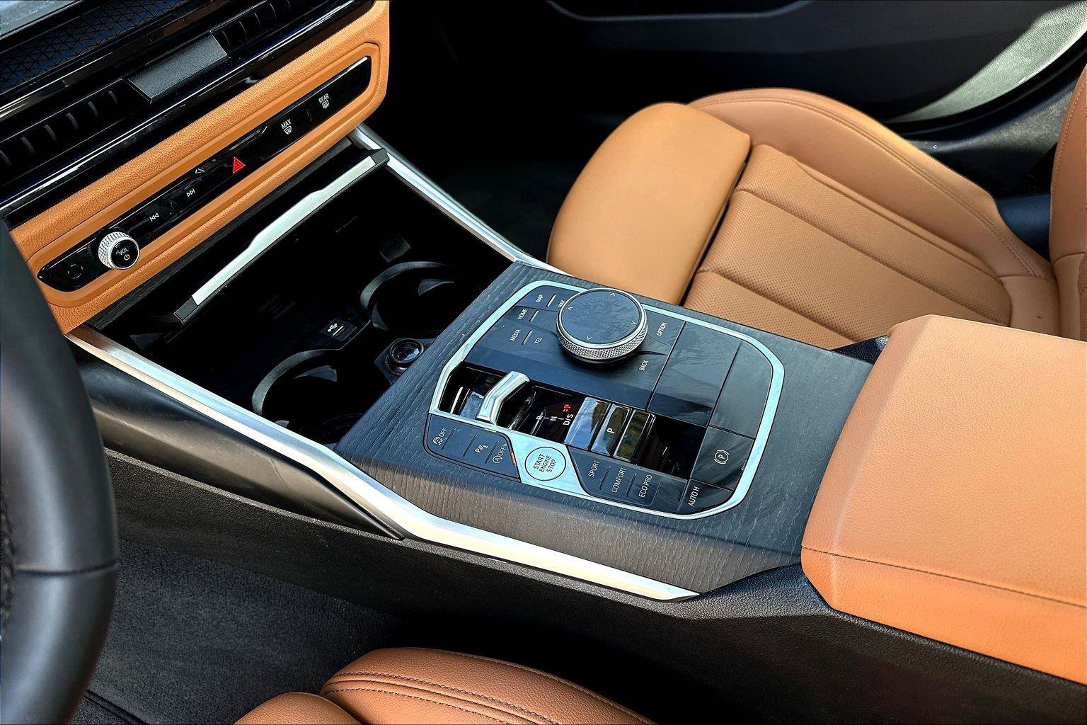Used 2026 BMW 330i xDrive Sedan AWD/4WD image 18