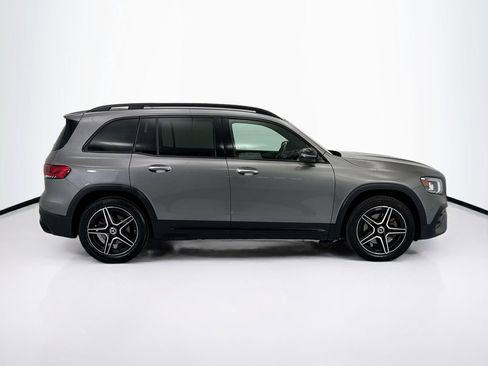 Used 2022 Mercedes-Benz GLB 250 4MATIC image 4