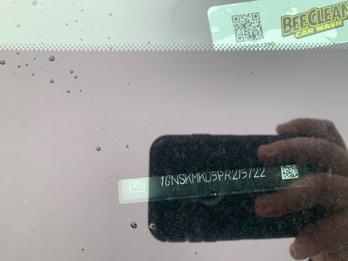 Used 2023 Chevrolet Tahoe LS image 9