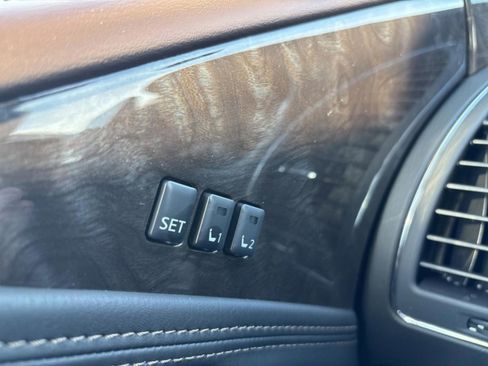 Used 2024 Nissan Armada Platinum w/ Captain's Chairs Package image 23