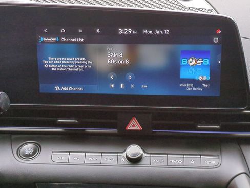 Certified 2025 Hyundai Elantra SEL image 16