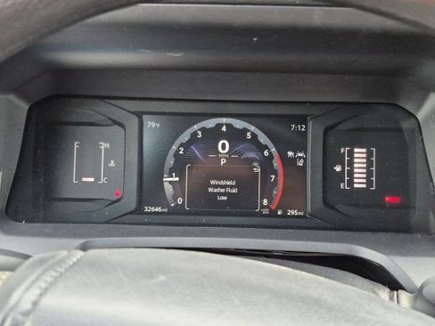Certified 2025 Toyota Tacoma SR5 AWD/4WD image 10