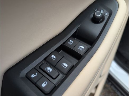 New 2026 Jeep Grand Cherokee Limited image 12