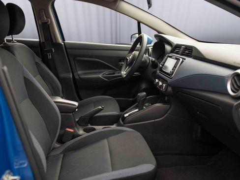 Used 2023 Nissan Versa SV image 15