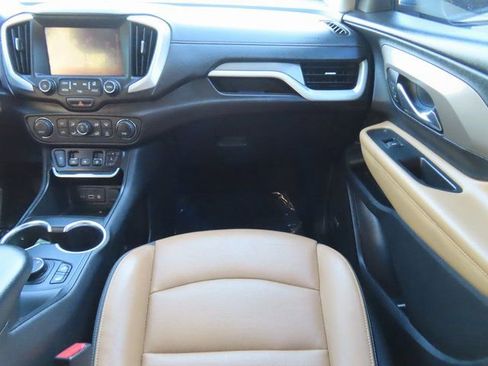Used 2018 GMC Terrain SLT image 32