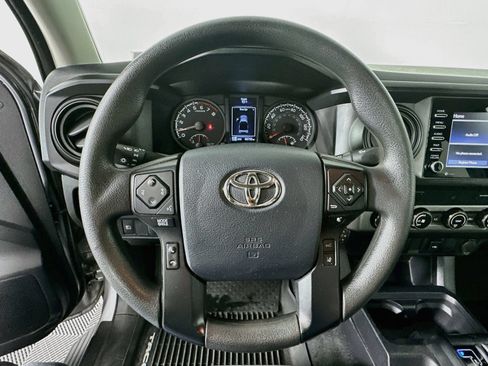 Certified 2020 Toyota Tacoma SR w/ SR Convenience Package AWD/4WD image 11