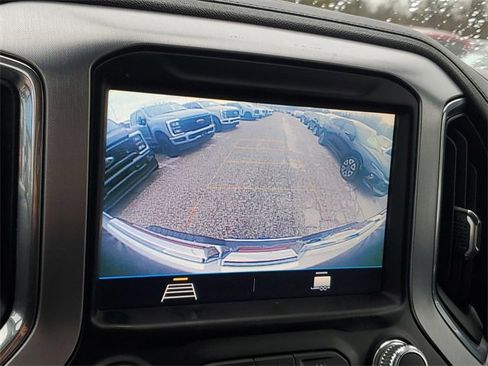 Used 2023 GMC Sierra 2500 SLE image 19