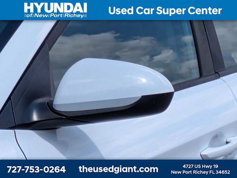 Used 2020 Hyundai Elantra SEL w/ Cargo Package (C1) FWD image 11