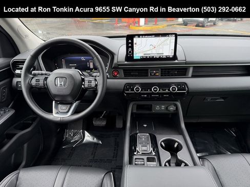 Used 2025 Honda Pilot Elite image 32